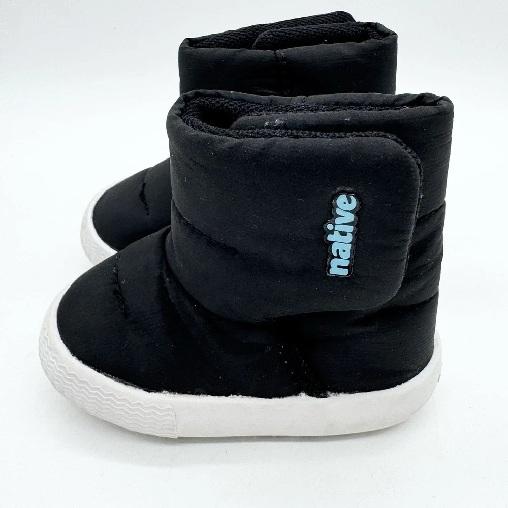 NATIVE Chamonix Quilted‎ Outdoor Baby Boots Jiffy Black/Shell White Sz 1 (Baby)